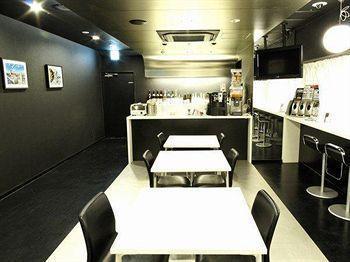 Capsule hotel First Karasuma For Women Kyoto