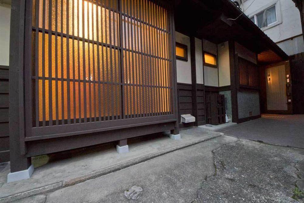 Hoen Kurenai An Apartment