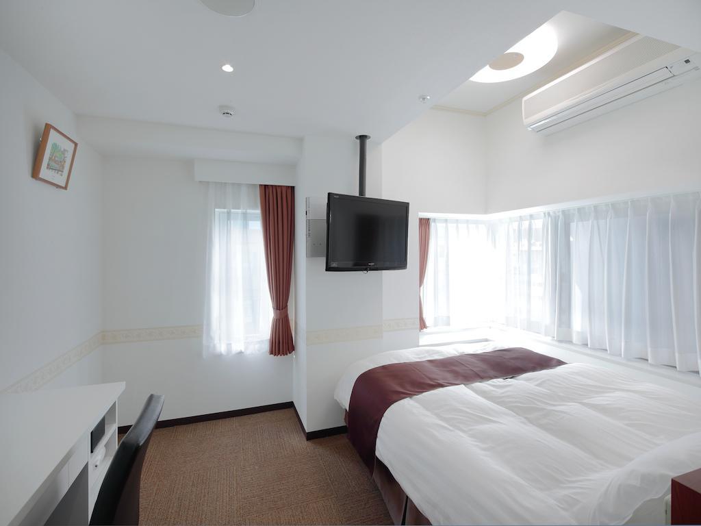 Hotel Check In Shijokarasuma Kyoto