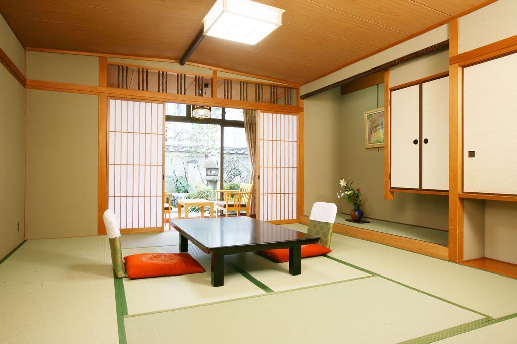 Hotel Ishicho Shogikuen 4*