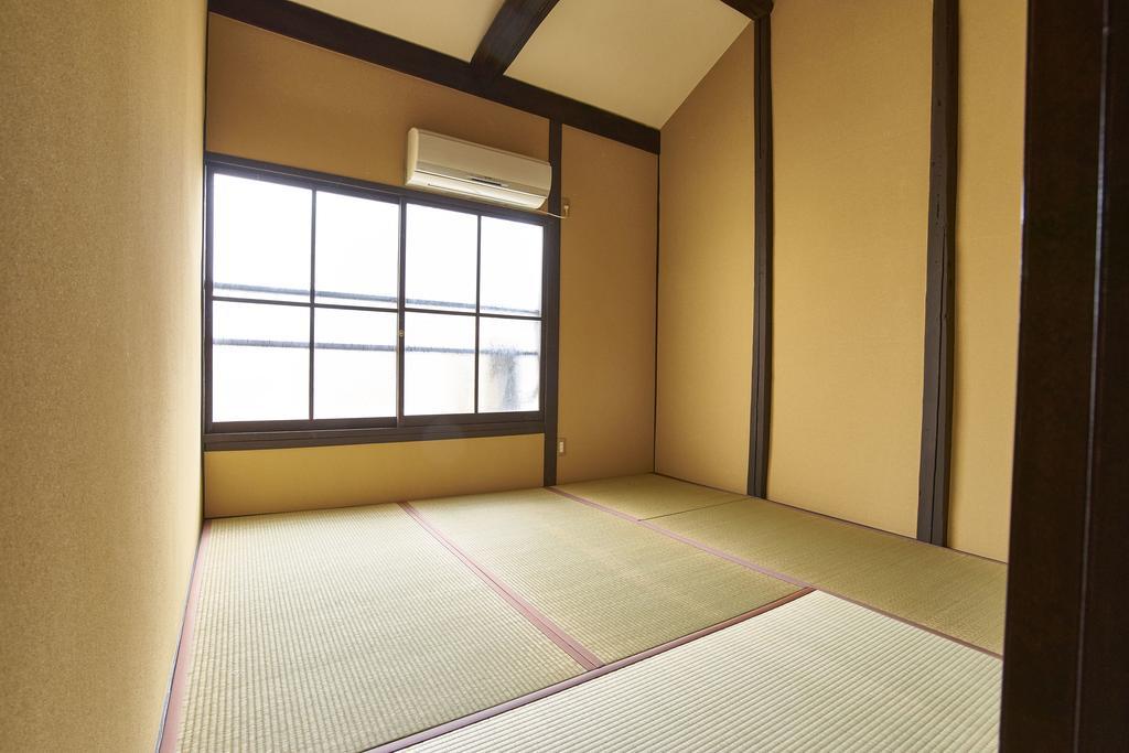 Holiday home Base Karasuma Imadegawa *