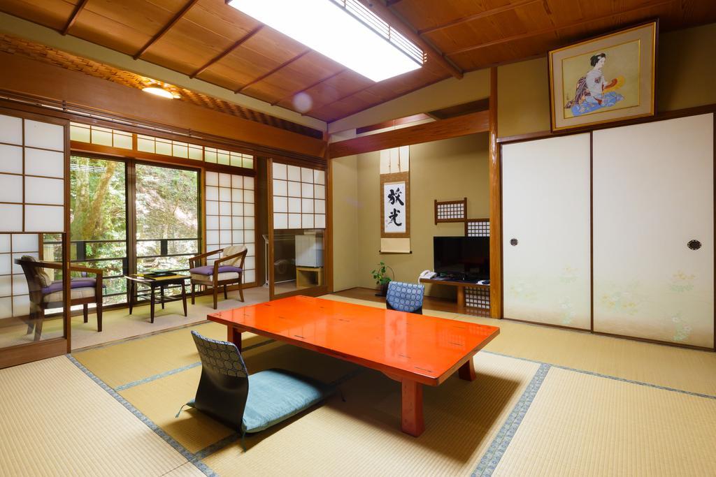 Kibune Hiroya 4* Kyoto