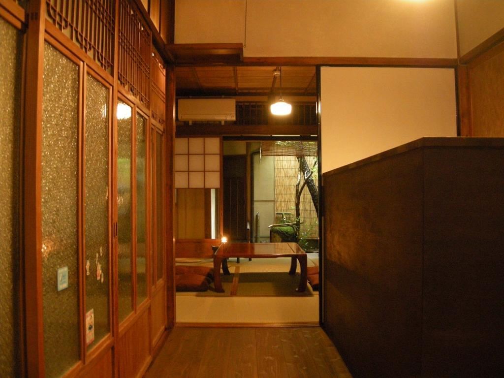 Itoya Hostel *