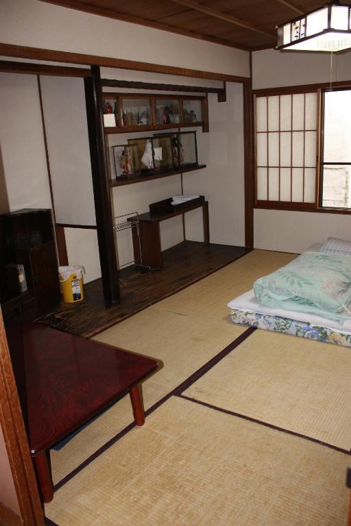 Guest house Riverside Takase *