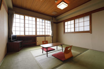 Ryokan Azumaya 3*
