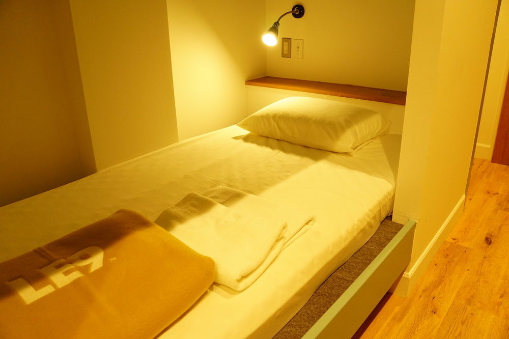 The Next Door Lower East Nine Hostel *