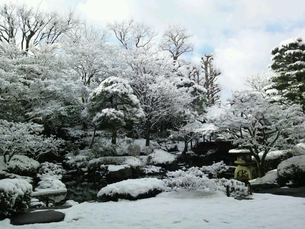 Gosho Nishi Heian Hotel