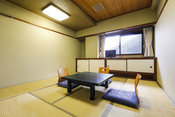 Ryokan Azumaya 3*