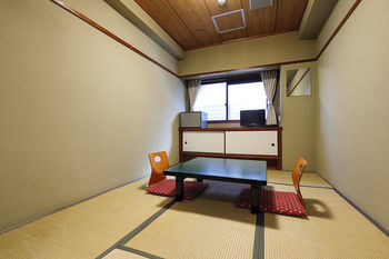 Azumaya Ryokan 3*