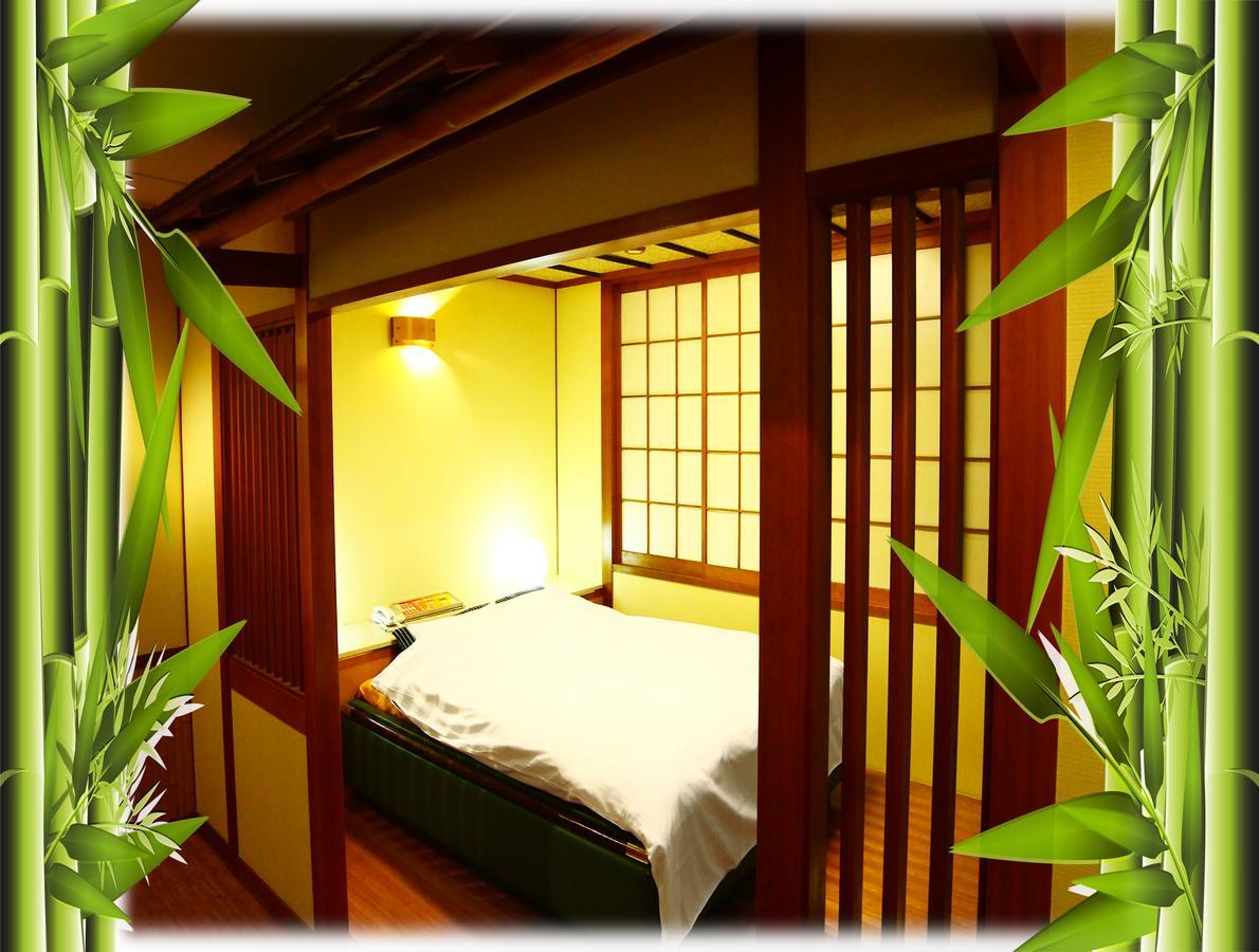 Crown (adults Only) * Kyoto