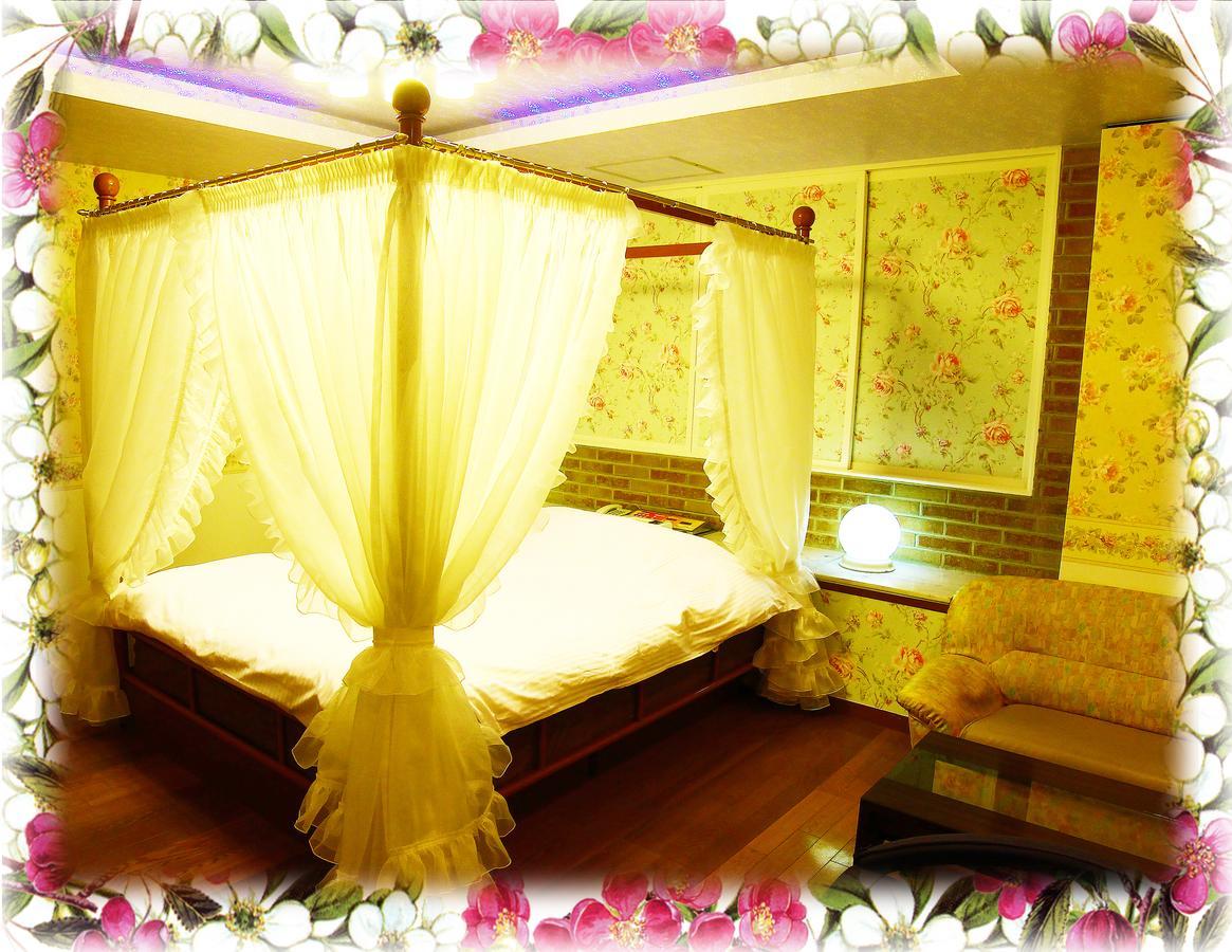 Crown (adults Only) Love hotel Kyoto