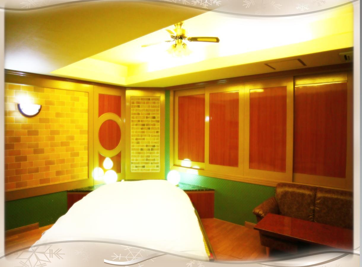 Crown (adults Only) * Kyoto