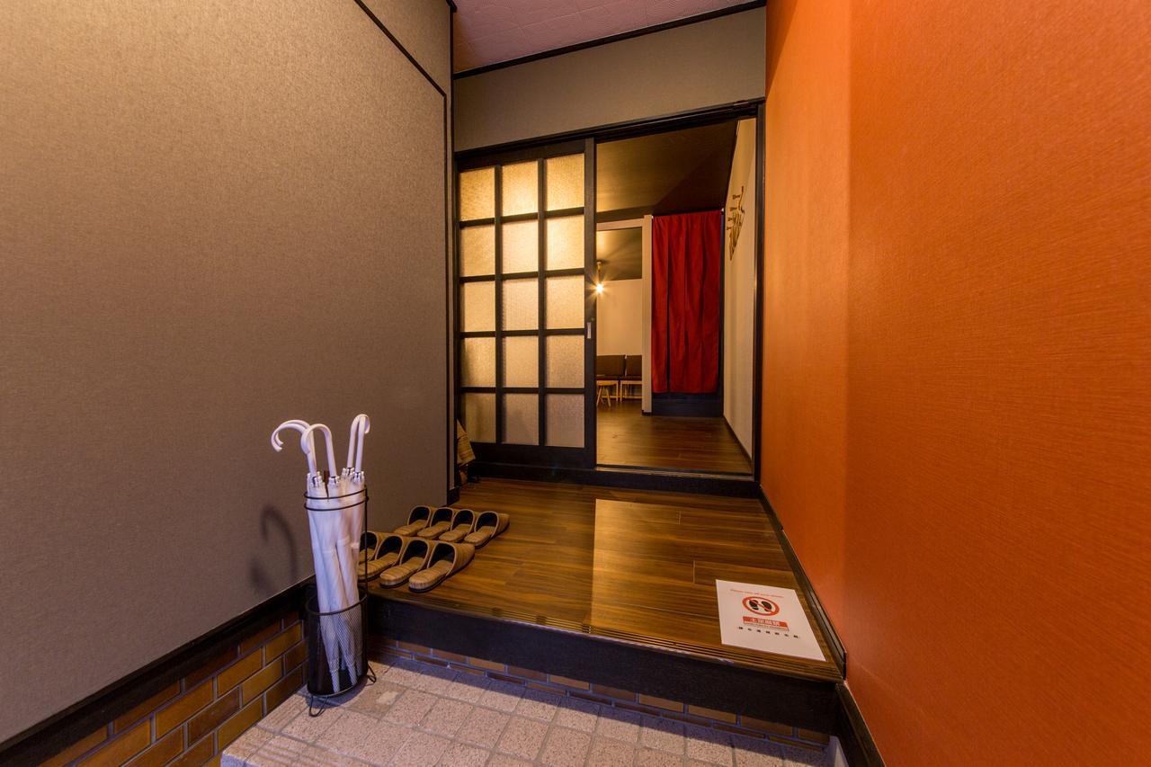Kyo-tsubaki *