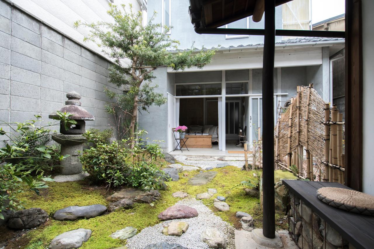 Bed & Breakfast Chic Machiya Nuno Kyoto