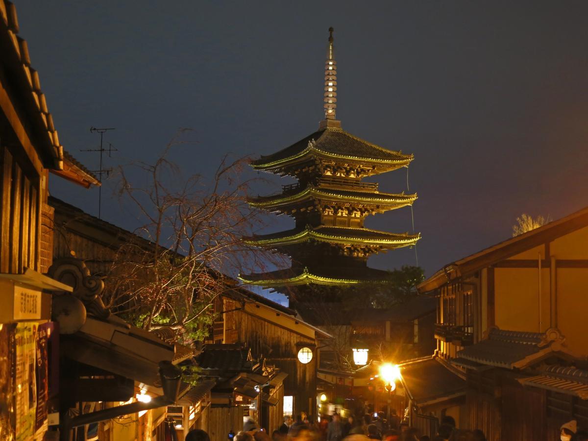Higashiyama Jao *