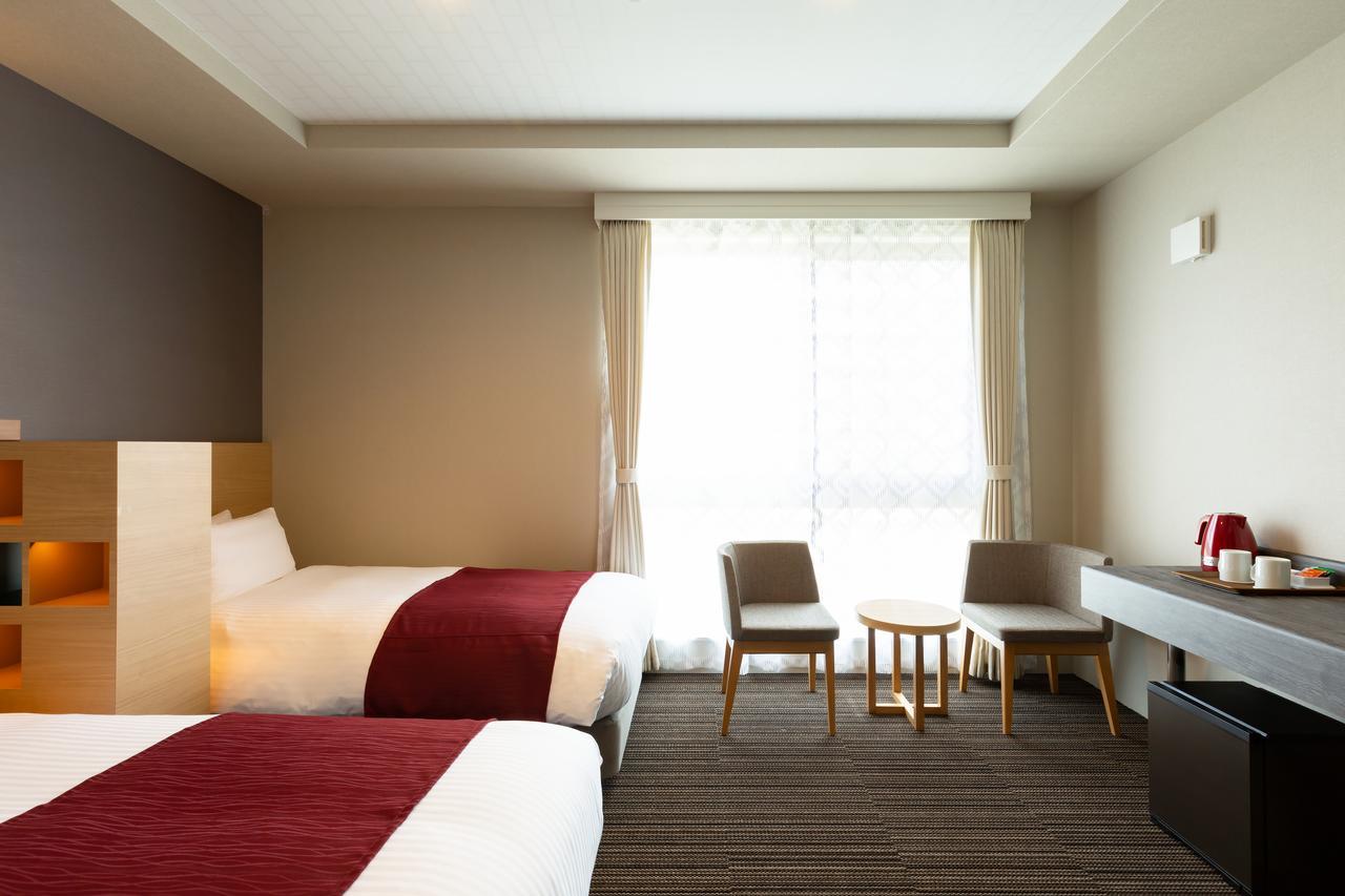 Grand Japaning Tambaguchi East