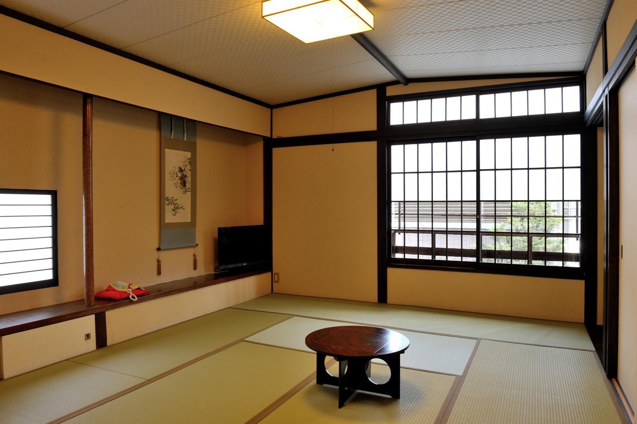 Ryokan Yadoya Nishijinso 3*