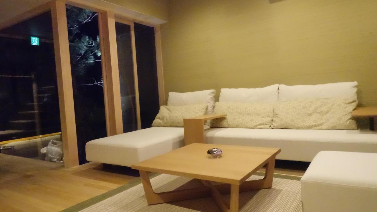 Kusamakura Kawaramachi * Kyoto