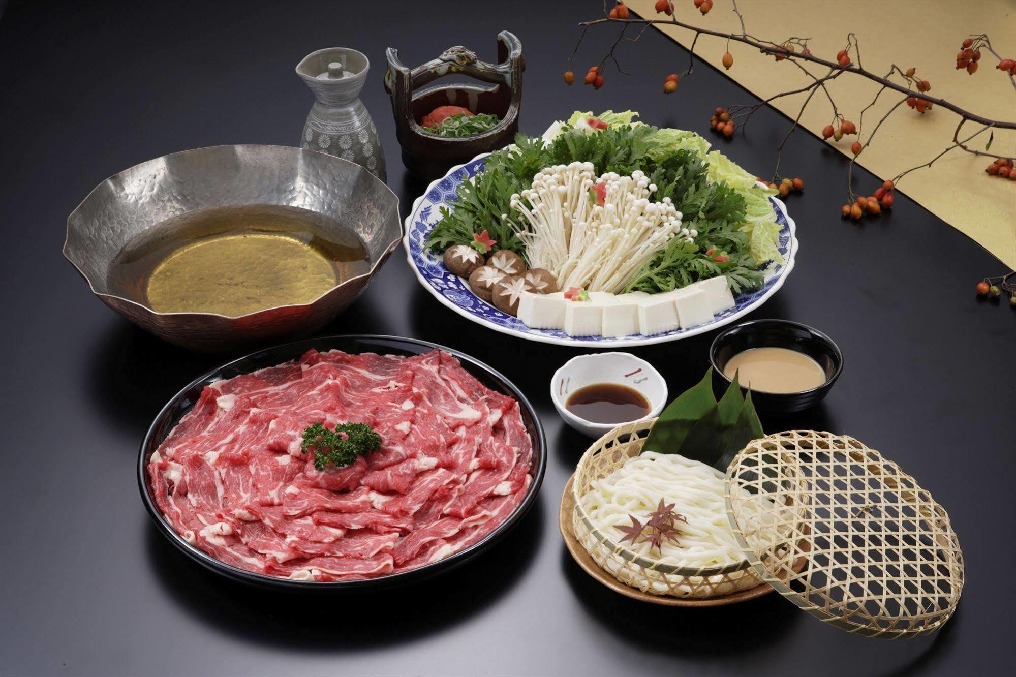 Ryokan Hirashin 3*