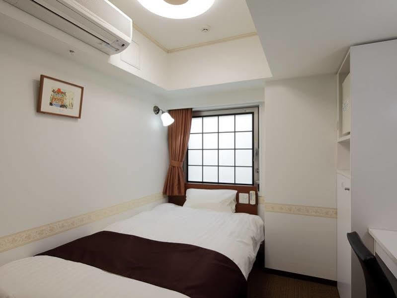Hotel Check In Shijokarasuma Kyoto