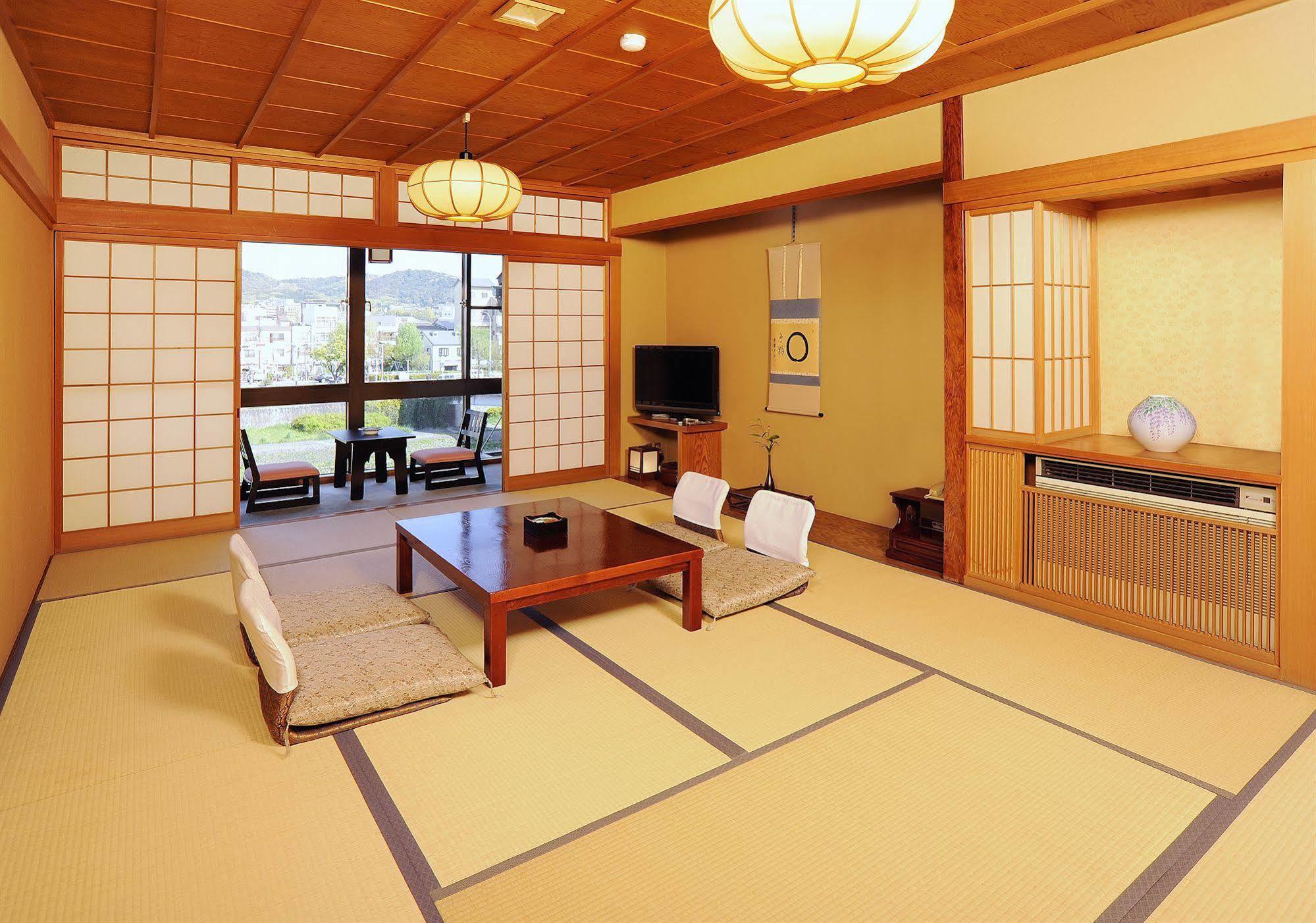 Tazuru Ryokan 4*