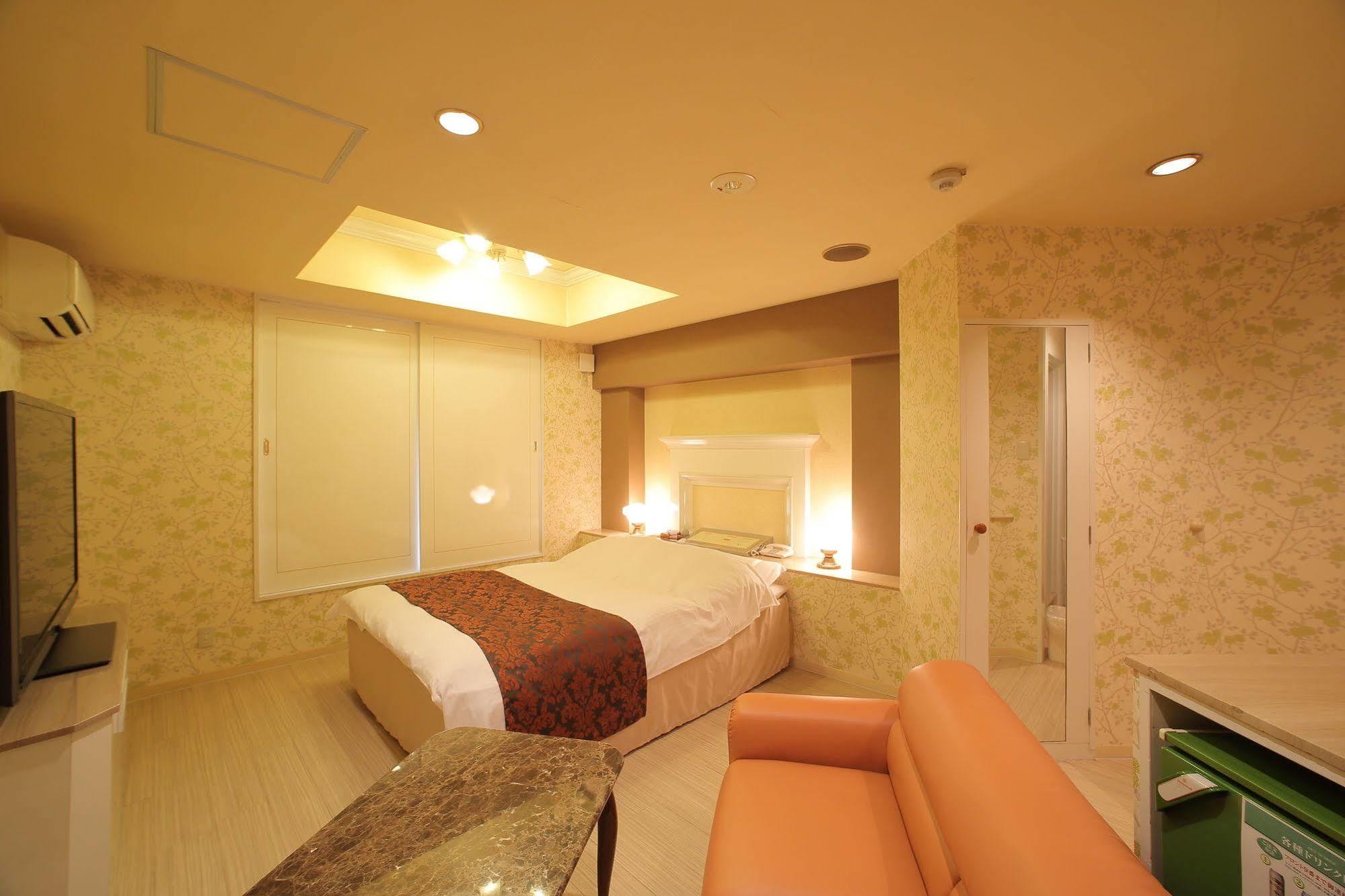Fine Olive Yamashina (adults Only) Love hotel