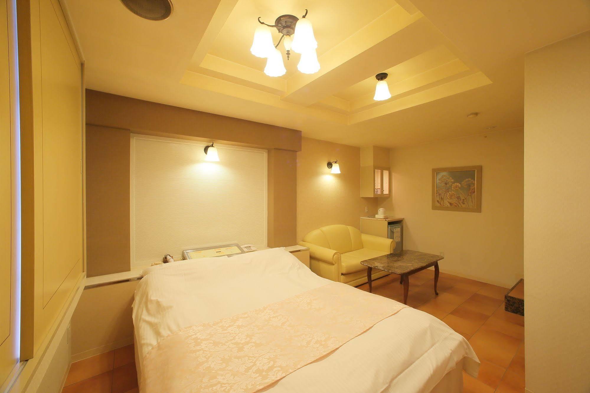 Love hotel Fine Olive Yamashina (adults Only) Kyoto
