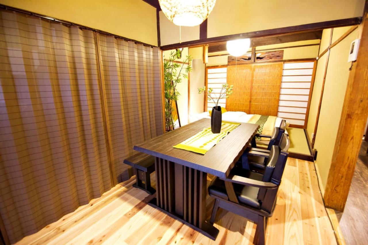 Kochonoyume Gojokamisuzuyacho Kyoto