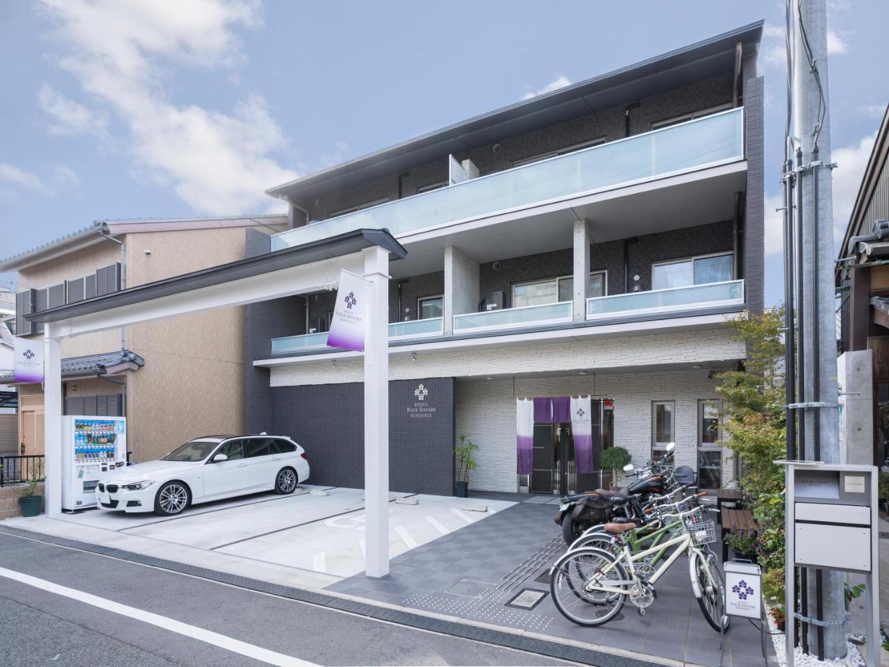 Four Sisters Apartment