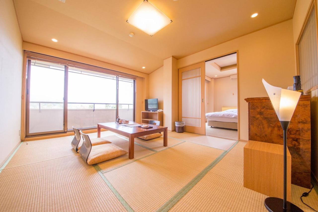Japaning Liv Ranrokaku