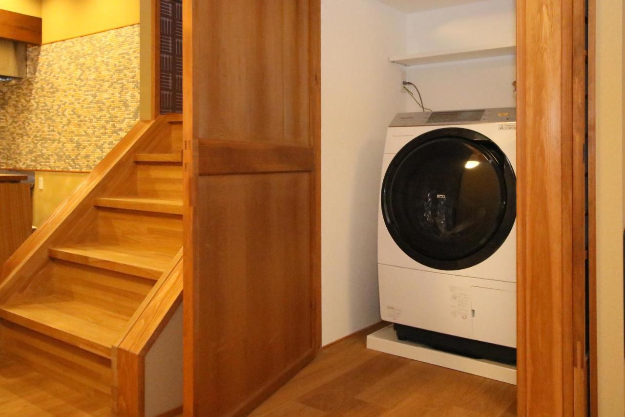 Villa Suiren Traditional Boutique Townhouse