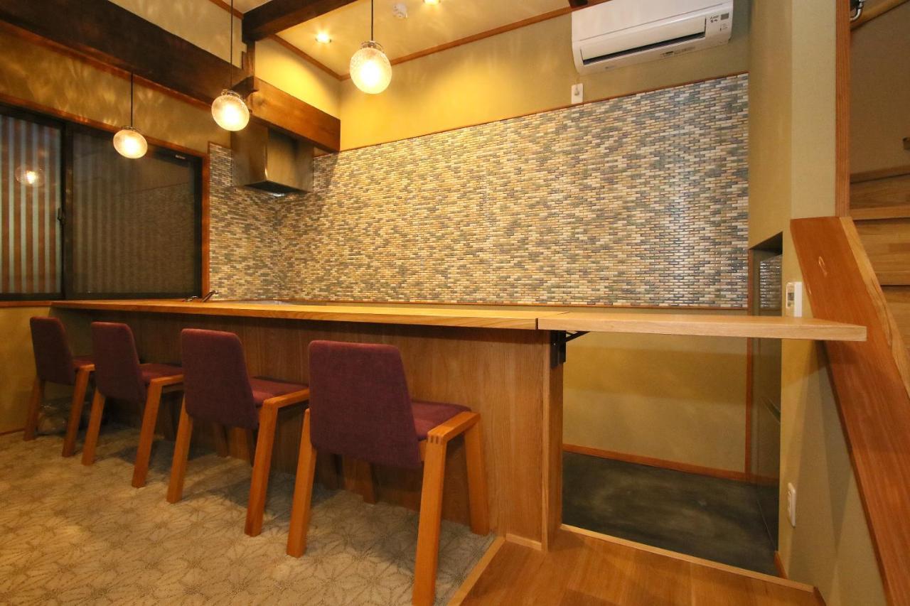 Villa Suiren Traditional Boutique Townhouse