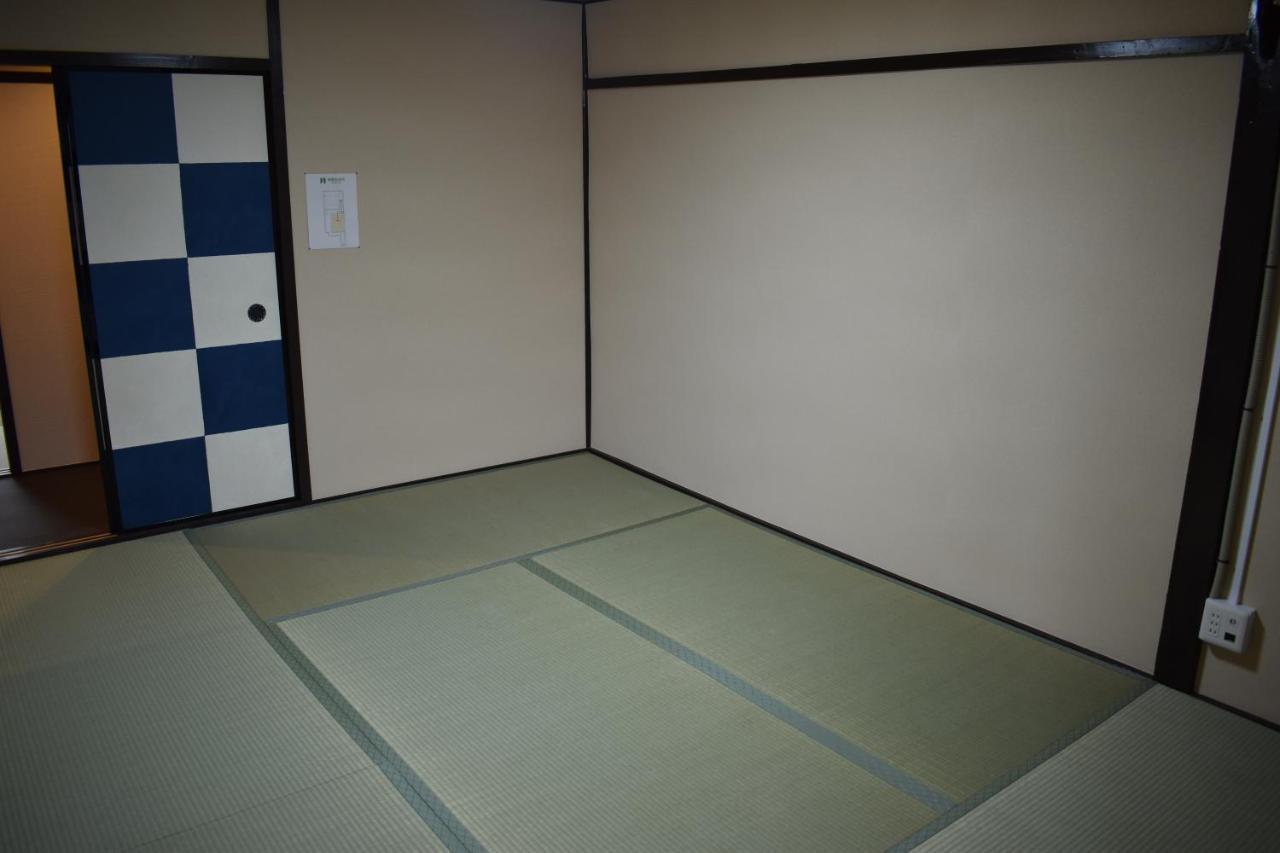 Nishioji Fukuro 西大路梟 Holiday home *