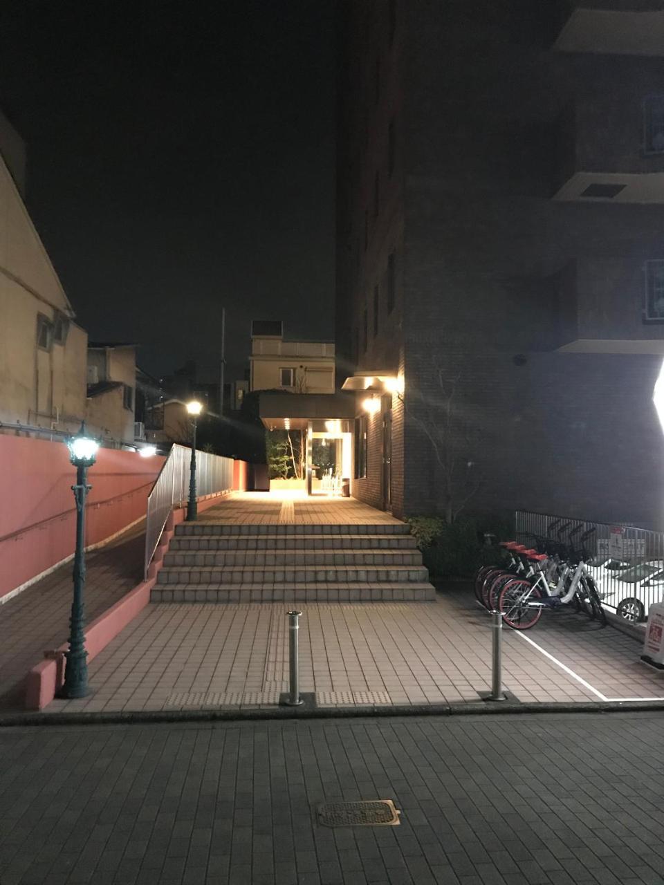 Horikawa Hotel 2*