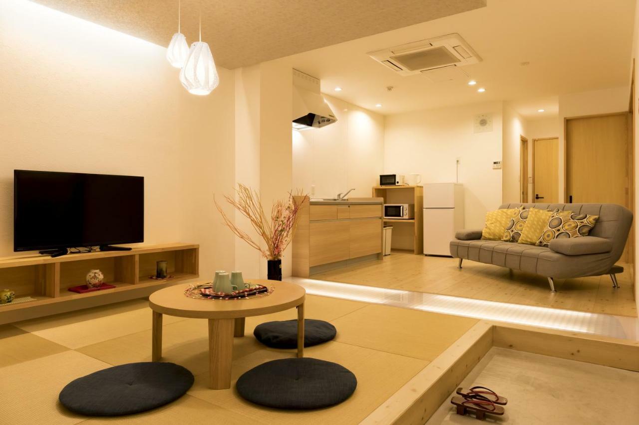 Raku Guest house *
