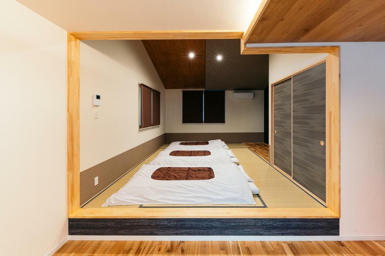 Kamon Fushimi Kyoto