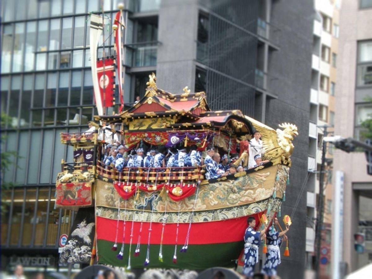 Miyabiro 106 *