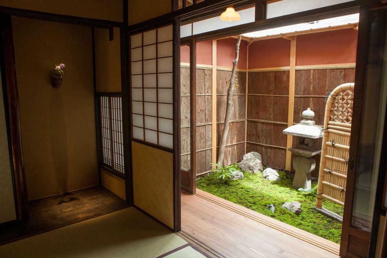 Tsukiya Bed & Breakfast 2*
