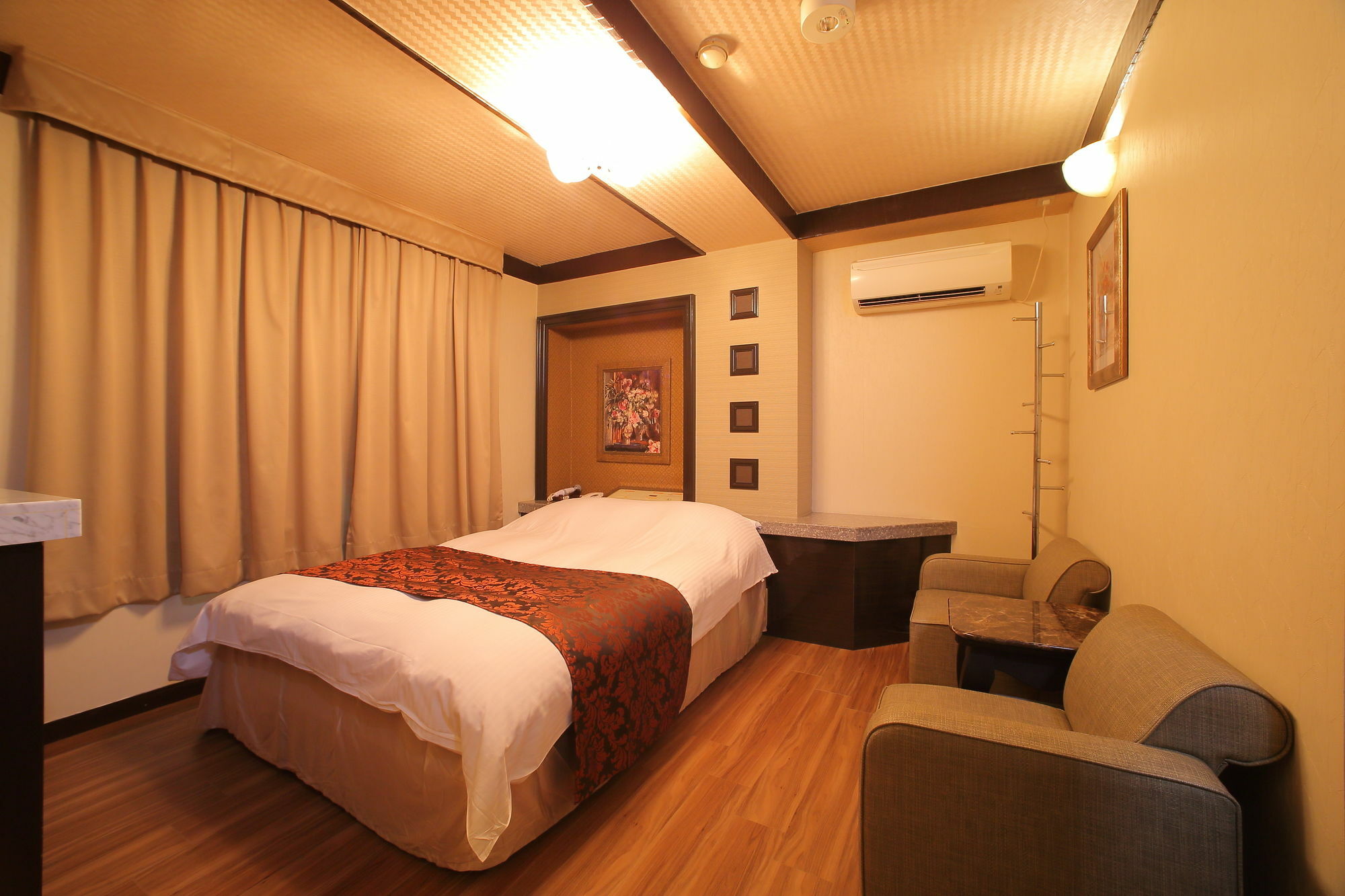 Olive Yamashina - Adults Only Hotel 3*