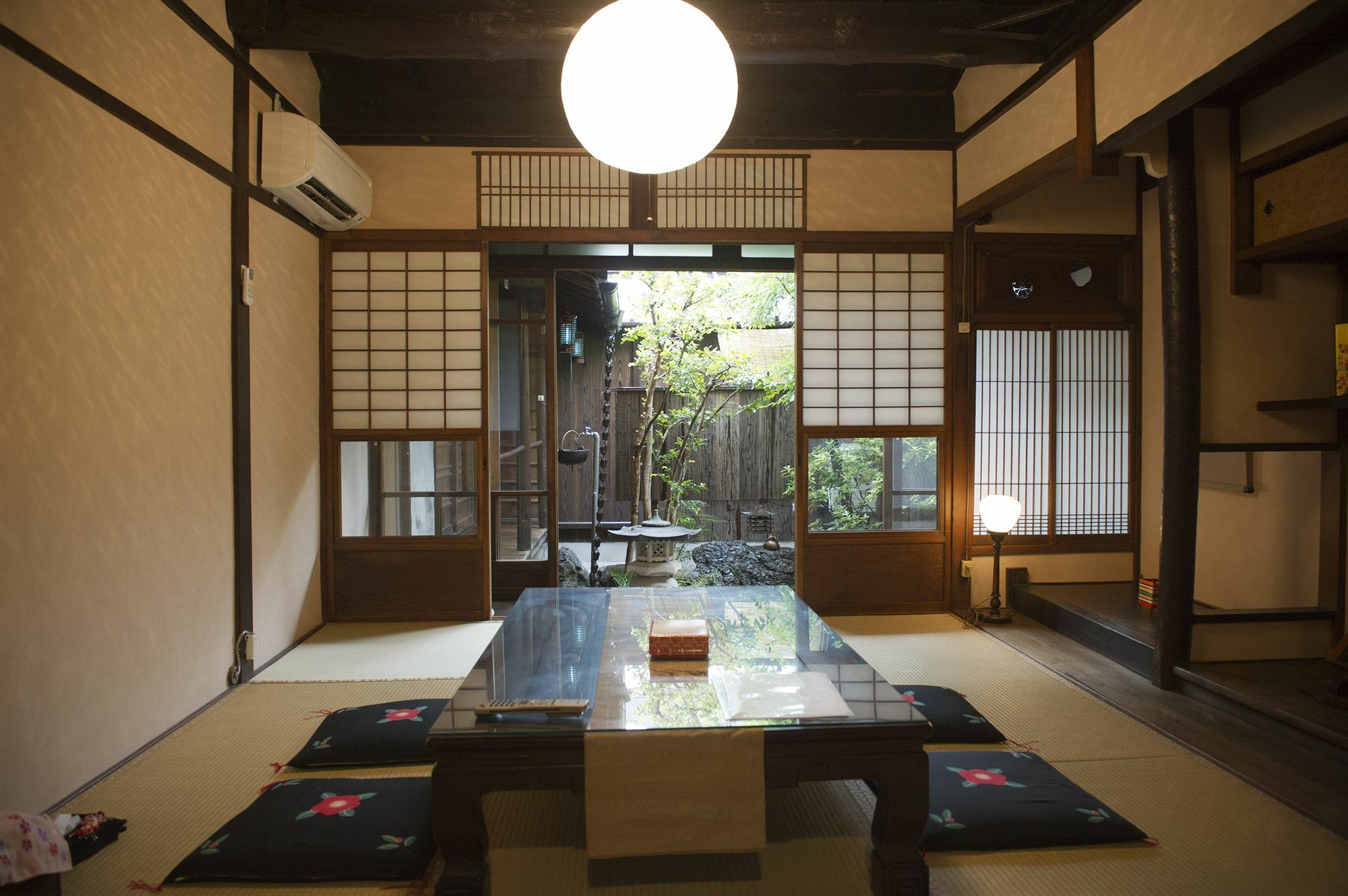 Naokonoza Bettei Umekoji Holiday home