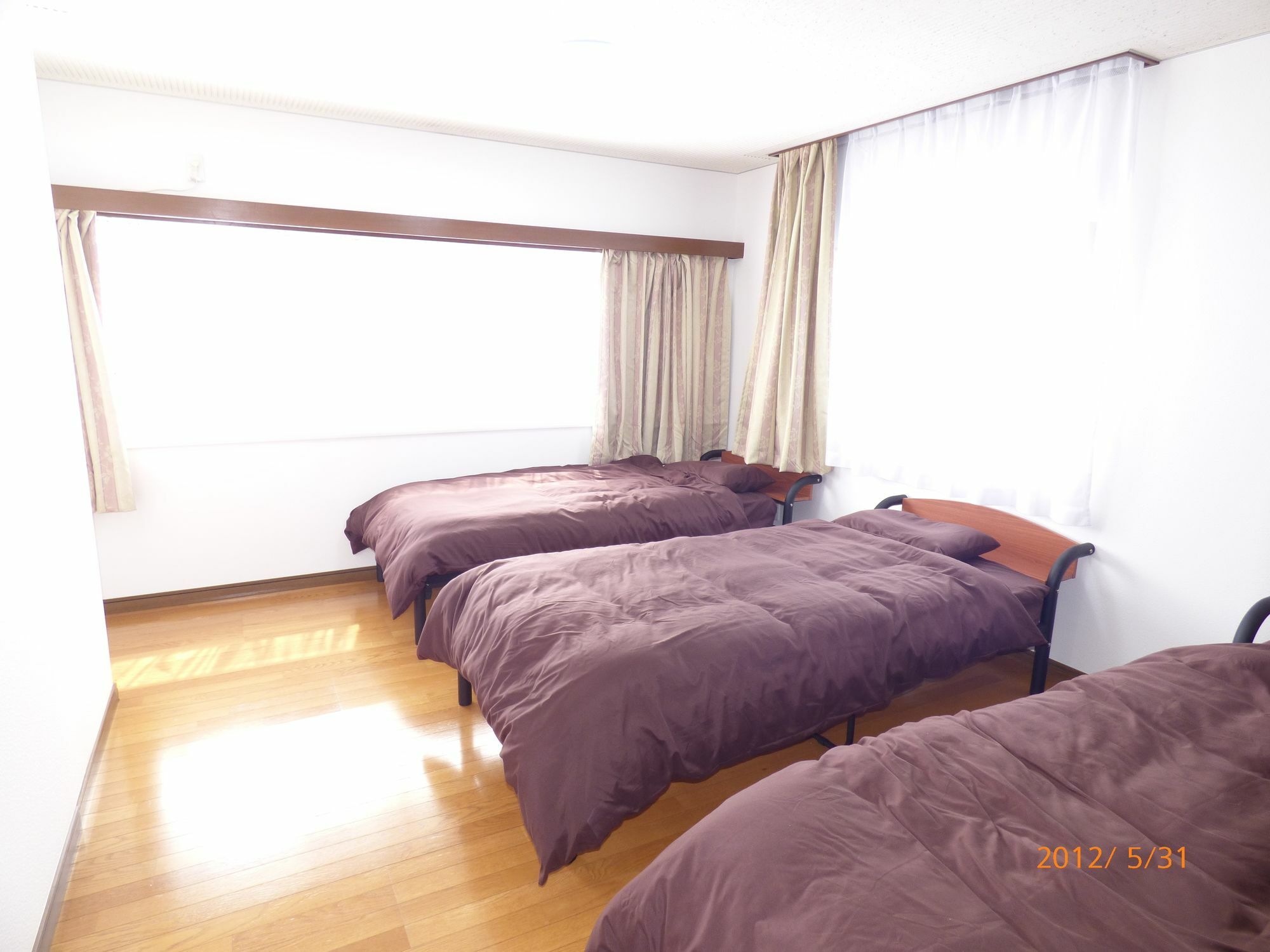 Apartment Saizen Matsumuro *