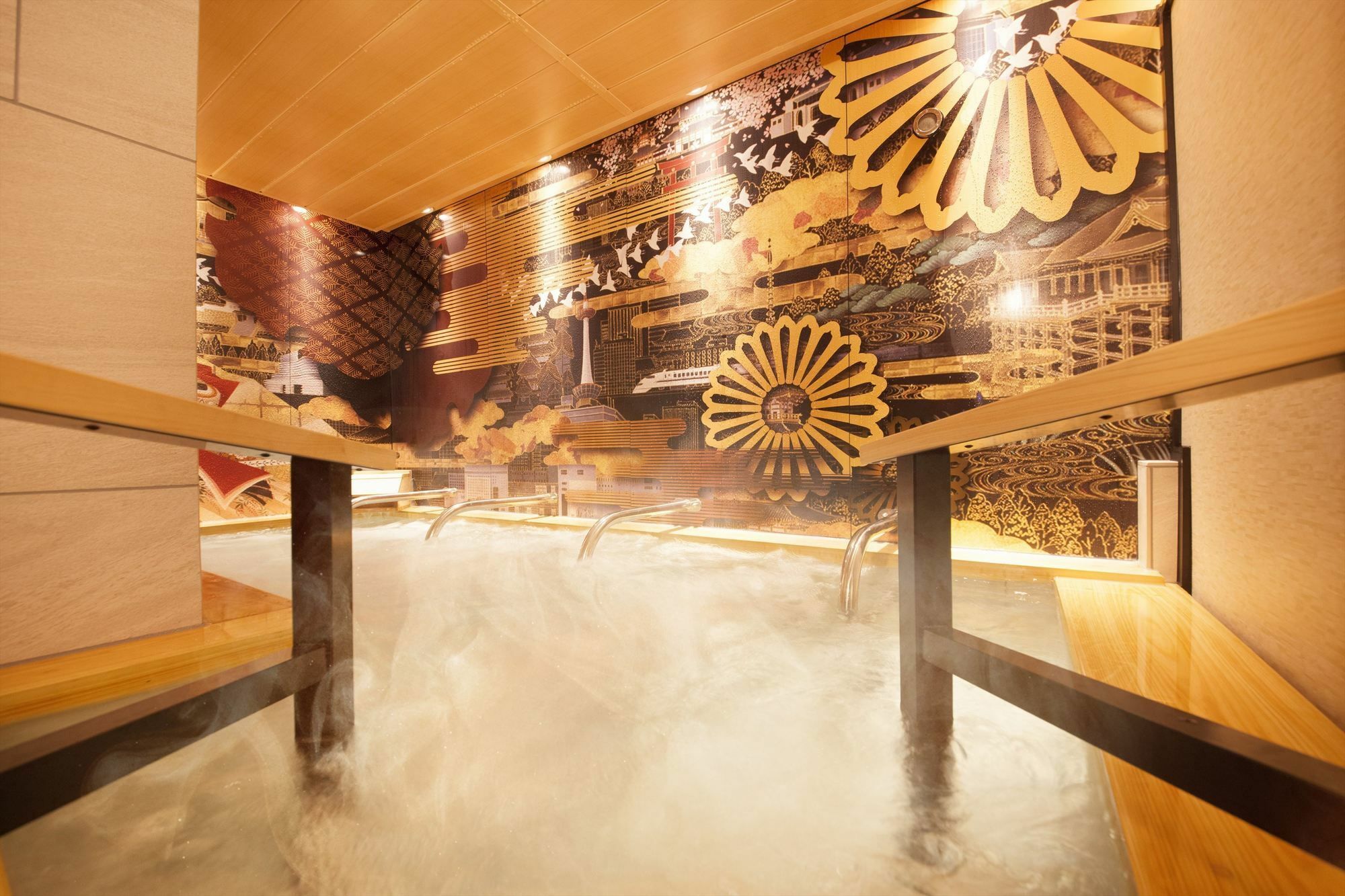 Capsule hotel Centurion & 3*