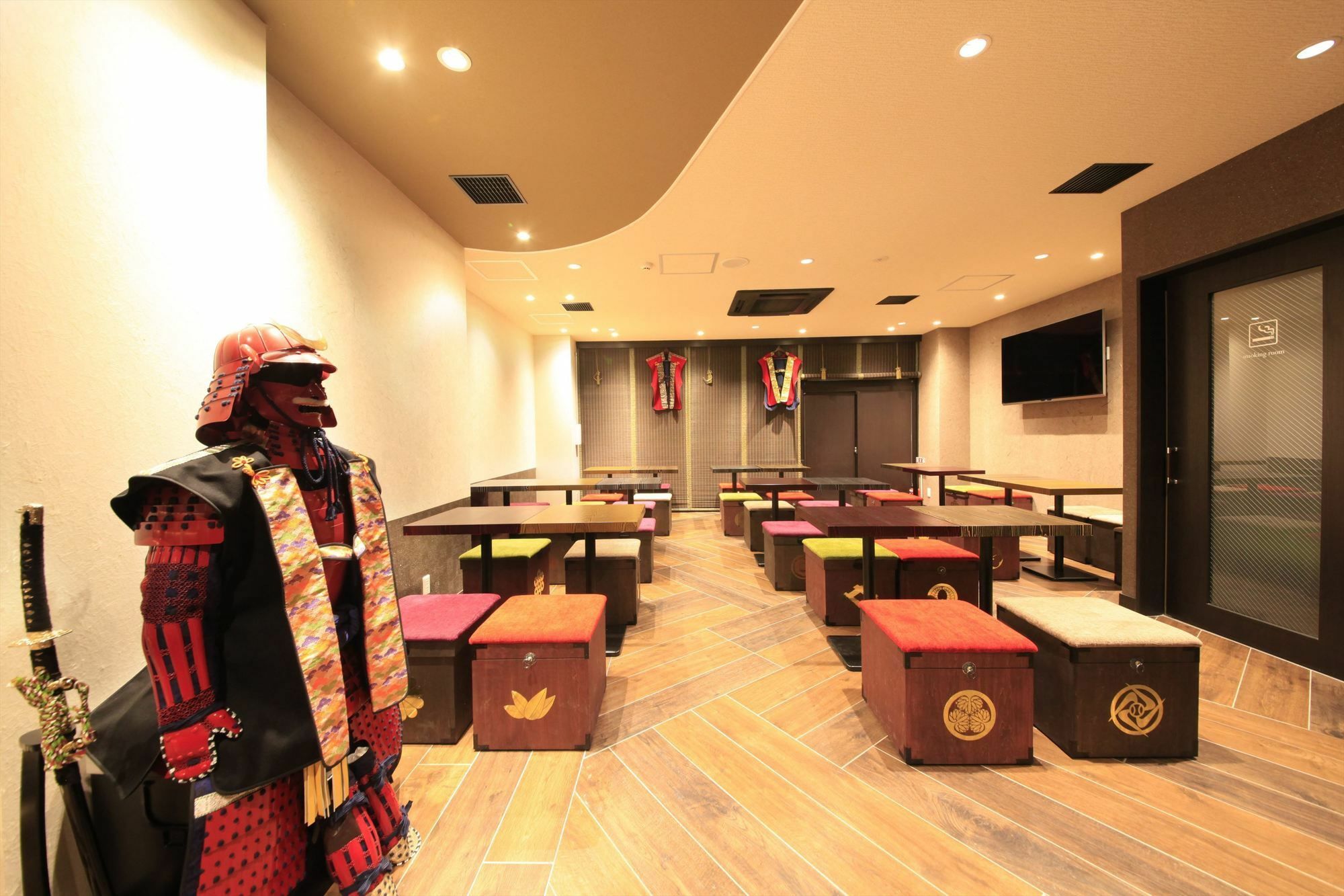 Centurion & Capsule hotel 3*