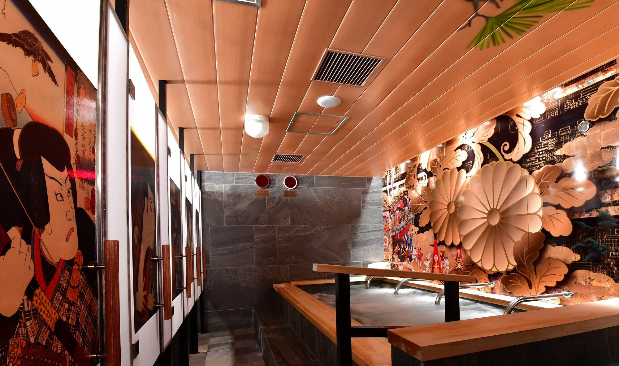Capsule hotel Centurion &
