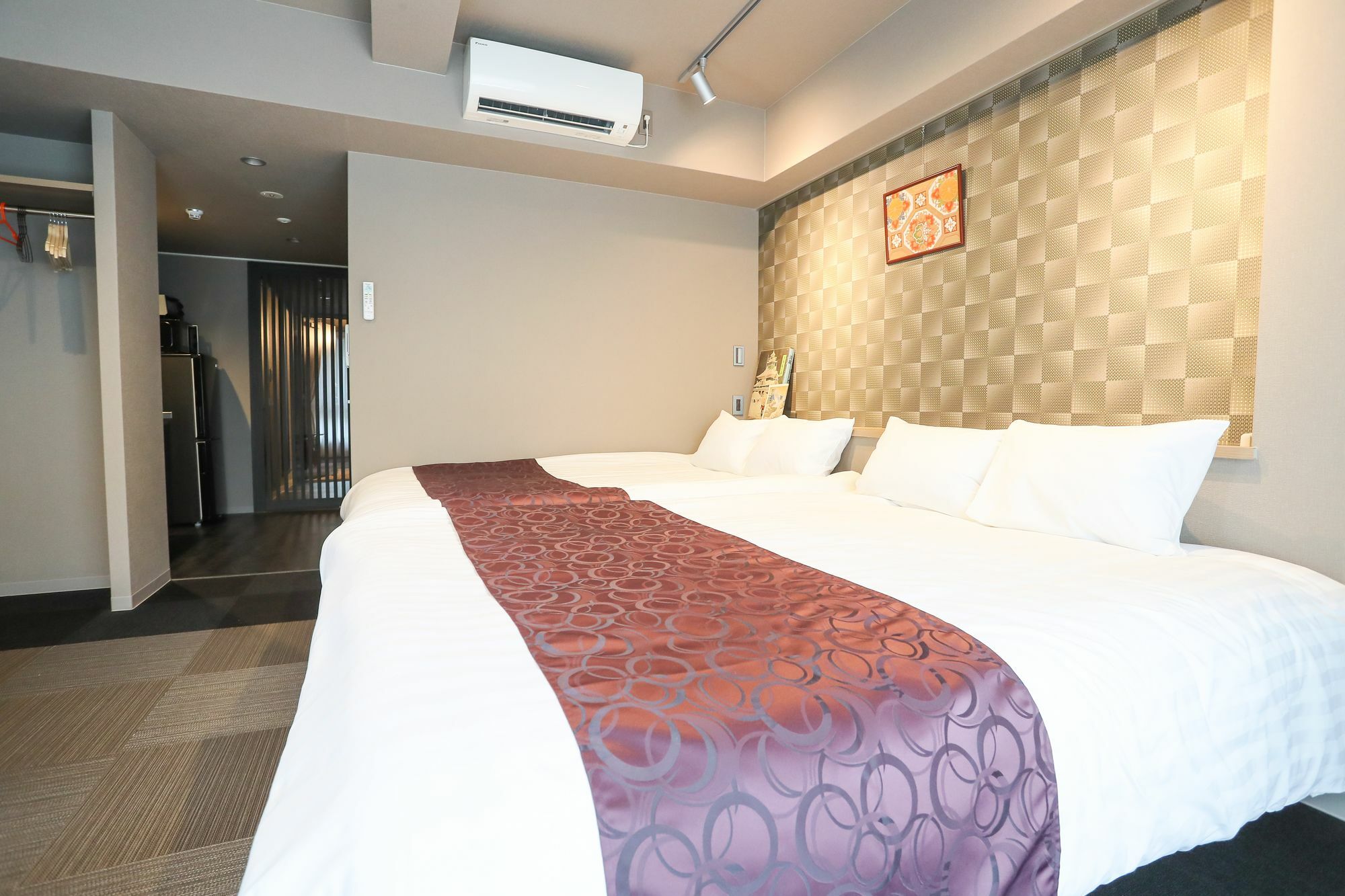 7key S Apartment