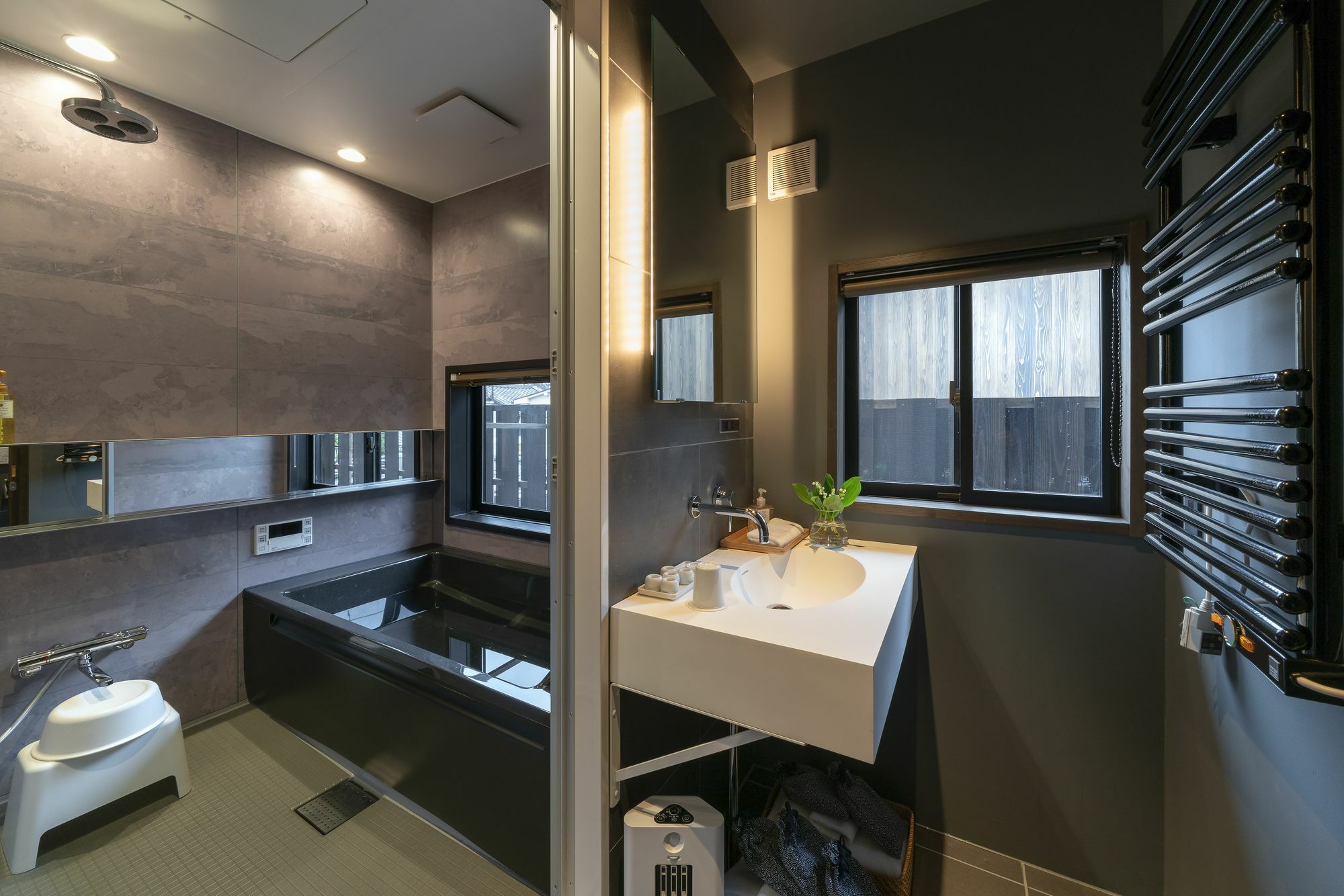 Hinaya Gojo Apartment *