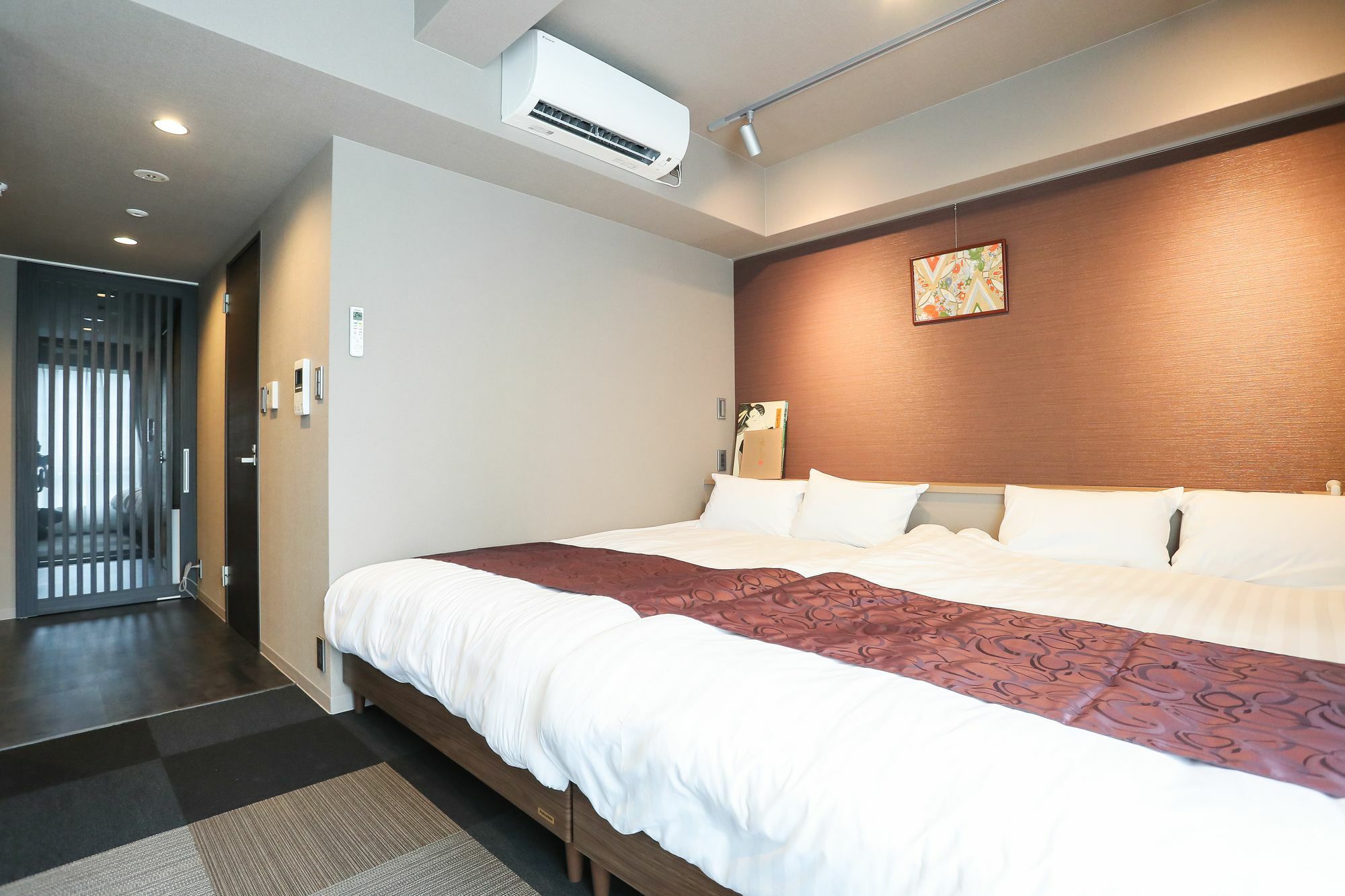 7key S Apartment