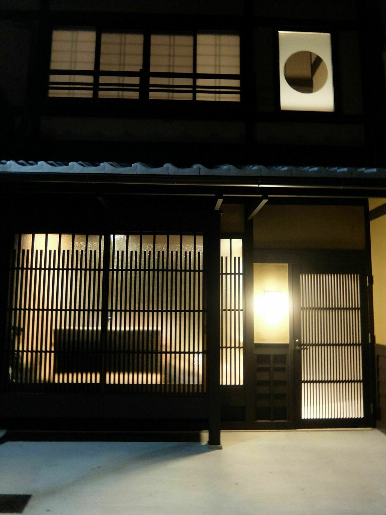 Reikaku Yasaka *