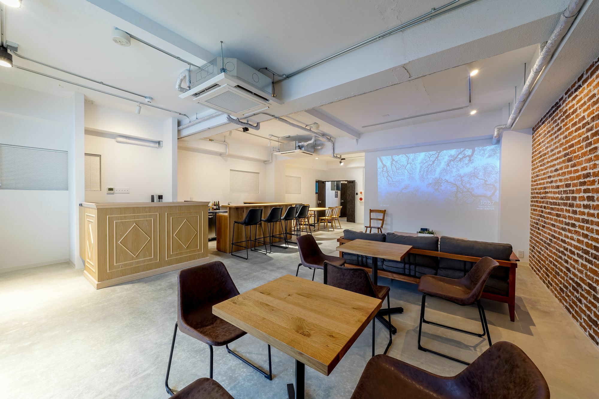 Cocone Station Hostel *