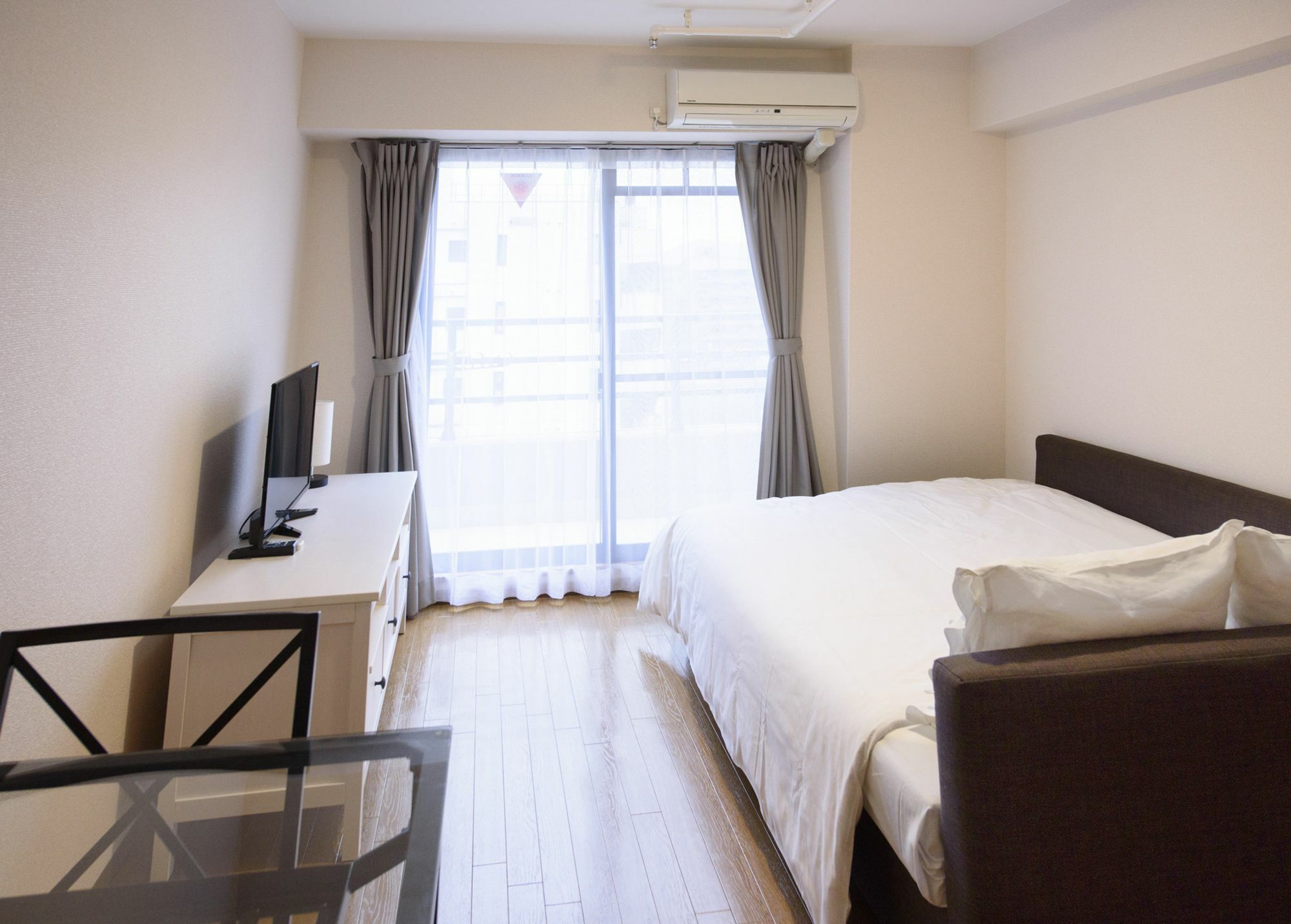 Rejoice Karasuma Oike Aparthotel